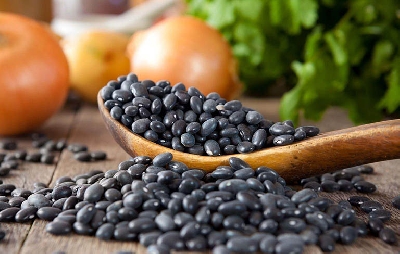 Loại đậu đen cũng chứa nhiều vitamin và muối khoáng